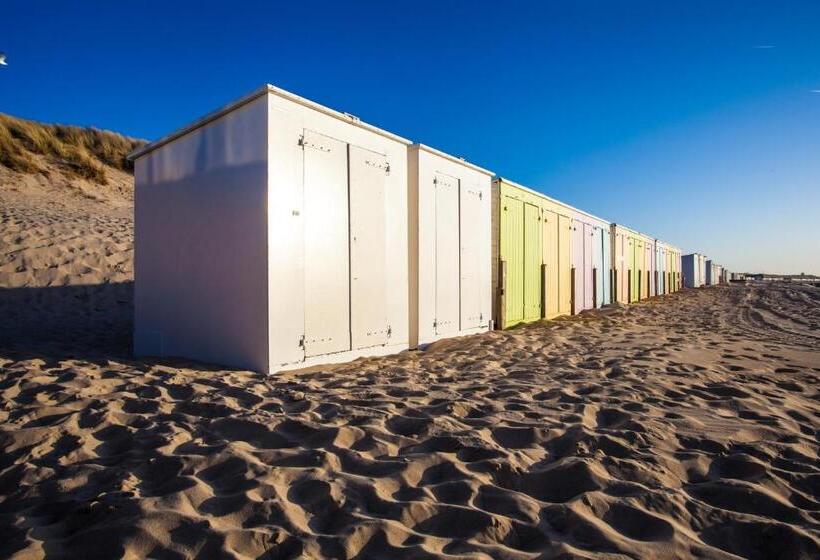 Strandhotel Dennenbos