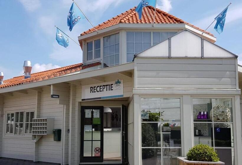 Strandhotel Dennenbos