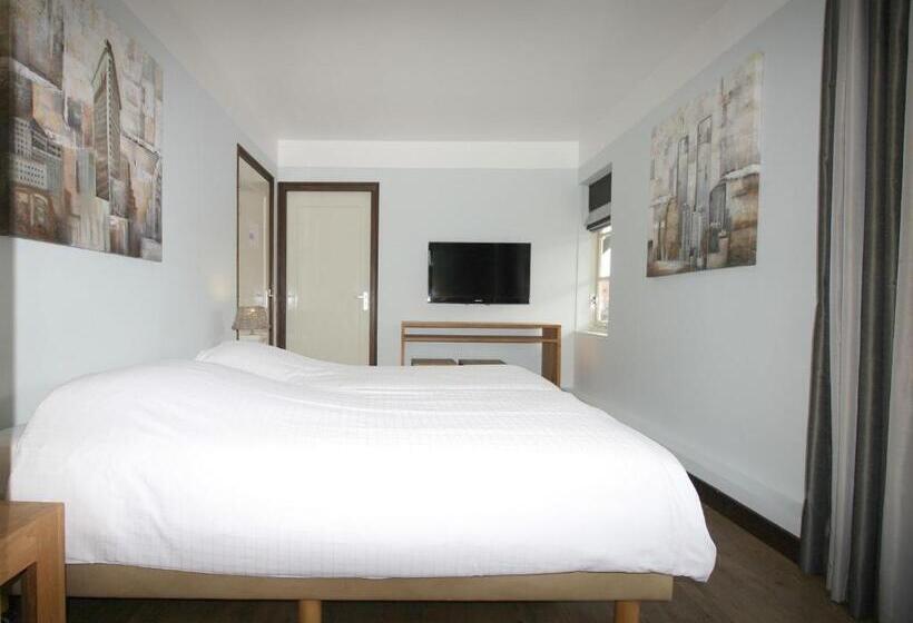 Strandhotel Dennenbos