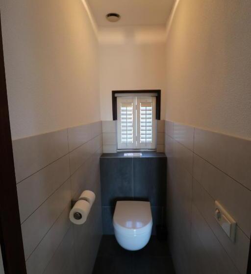 Strandhotel Dennenbos