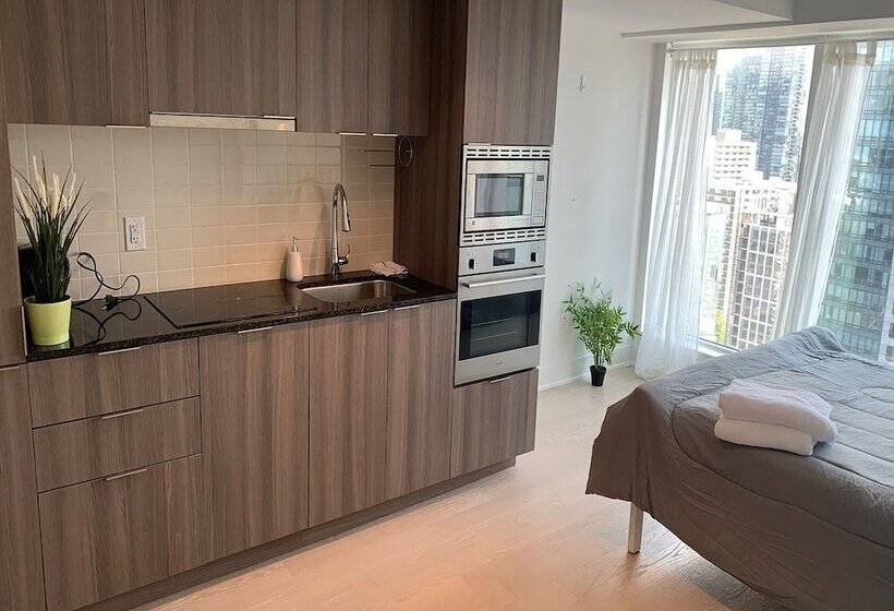 Общежитие Waterfront York Suites