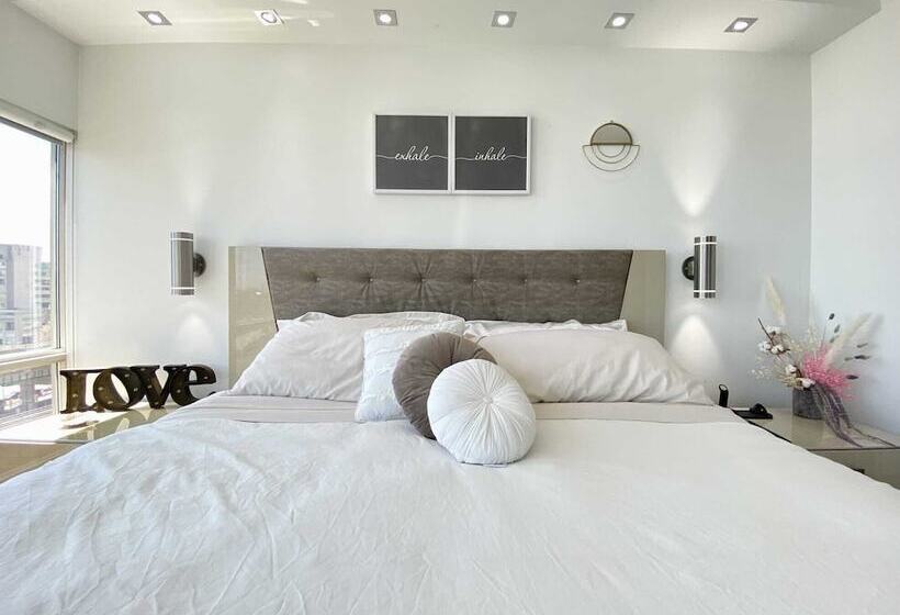 Общежитие Waterfront York Suites