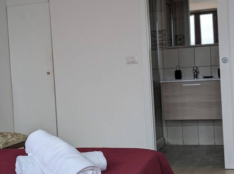 تختخواب و صبحانه Caporella Dimora Della Via Appia