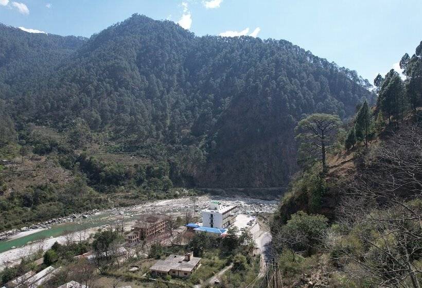 בית מלון כפרי Hill River View Resort