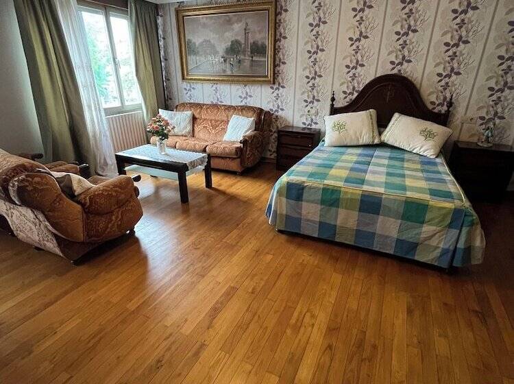 酒店 Hostal Restaurante San Roque