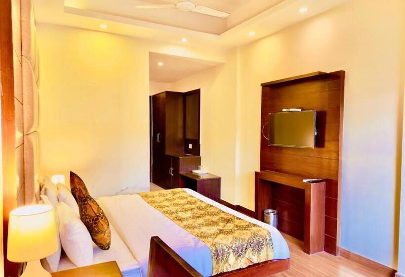 فندق The Winterline Beach Resort, Goa