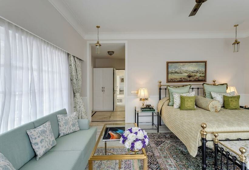 בית מלון כפרי Kinwani House By Aalia Collection