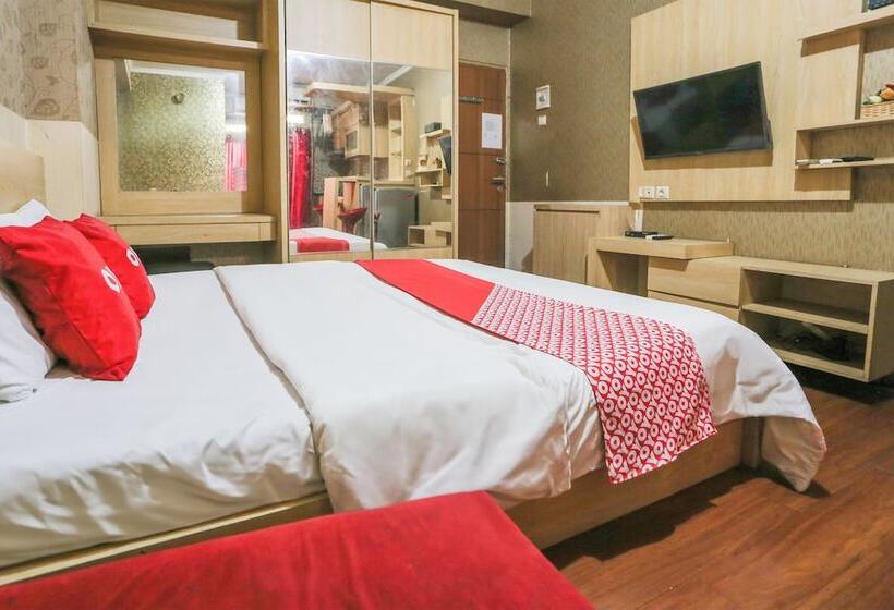 Отель Oyo 93933 King S Room