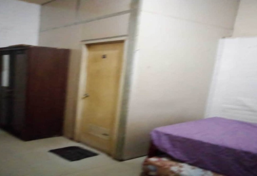 酒店 Oyo 93952 Dms Property