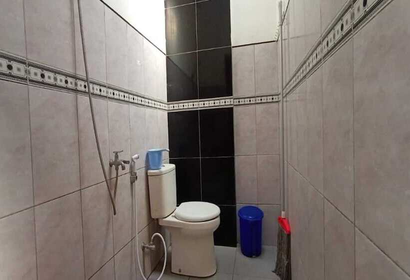 ホテル Oyo 93963 Homestay Kita Purworejo