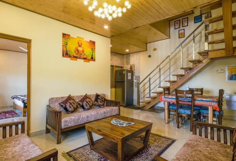 ホテル The Fawn Cottage