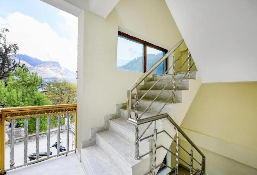 Oyo Flagship Hotel Snowden