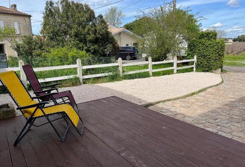 Пансион Guesthouse Les Maurins