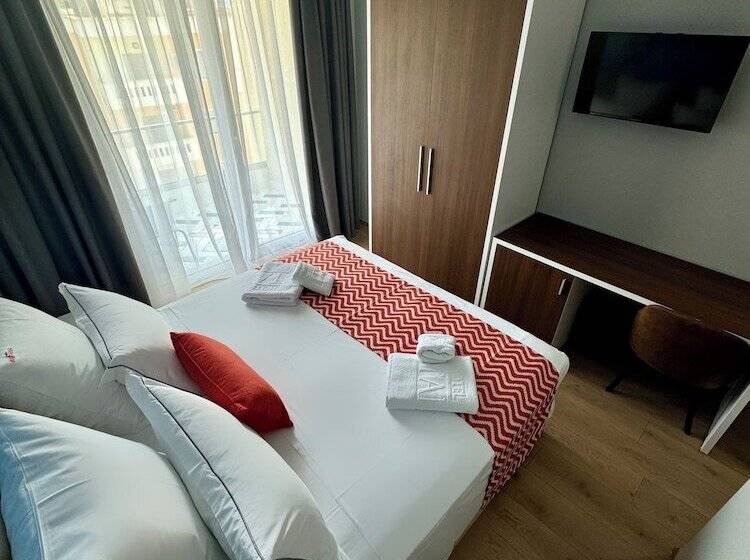 בית מלון כפרי Britania