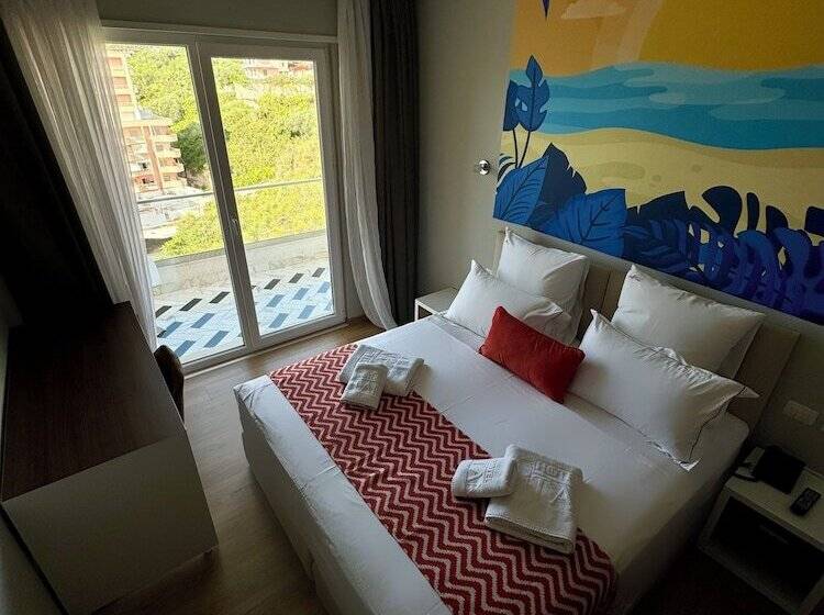 בית מלון כפרי Britania