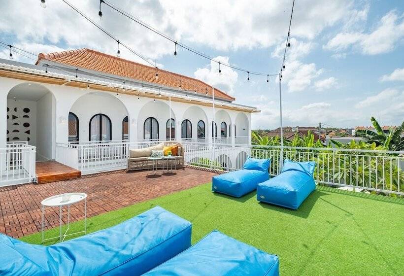 בית מלון כפרי Cove Ume Nerus