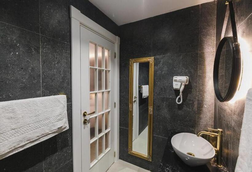 Iż żebbuġa Boutique Suites