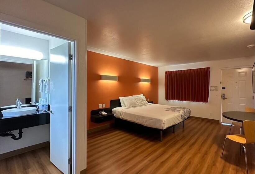 汽车旅馆  Beachside Inn