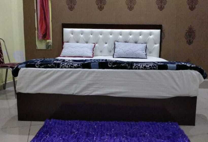 Chappan Bhog Hotel Hapur