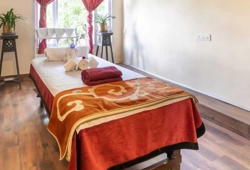 ホテル Banari Regency By Summit