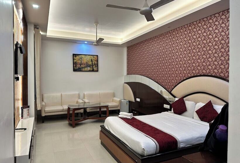 酒店 Vitthal Prayagraj