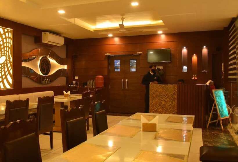 酒店 Vitthal Prayagraj