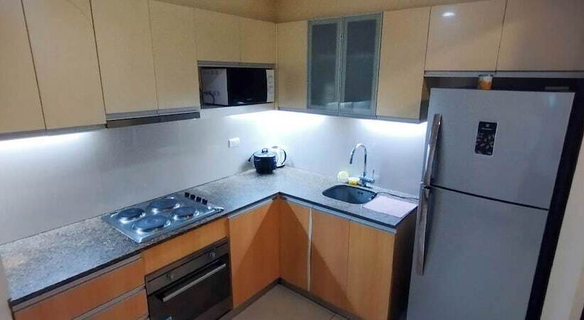 בית מלון כפרי 8 Newtown Boulevard By Hiverooms