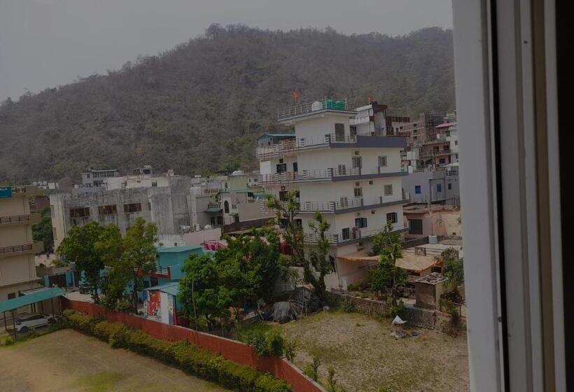 בית מלון כפרי Asha Delight