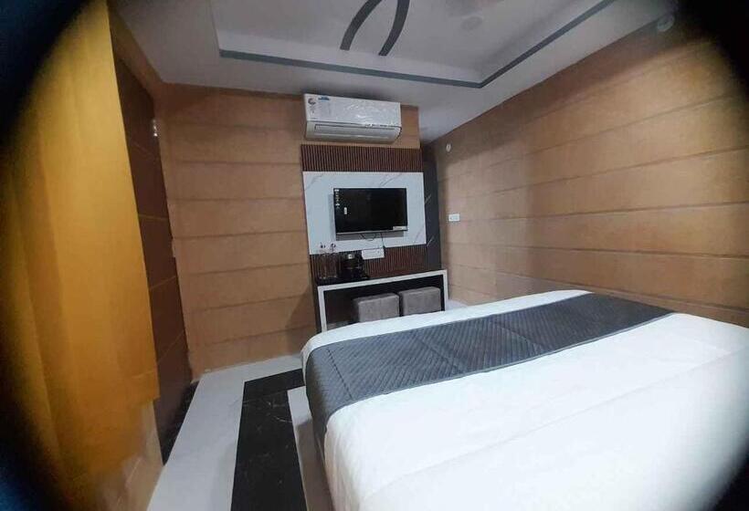 בית מלון כפרי Asha Delight