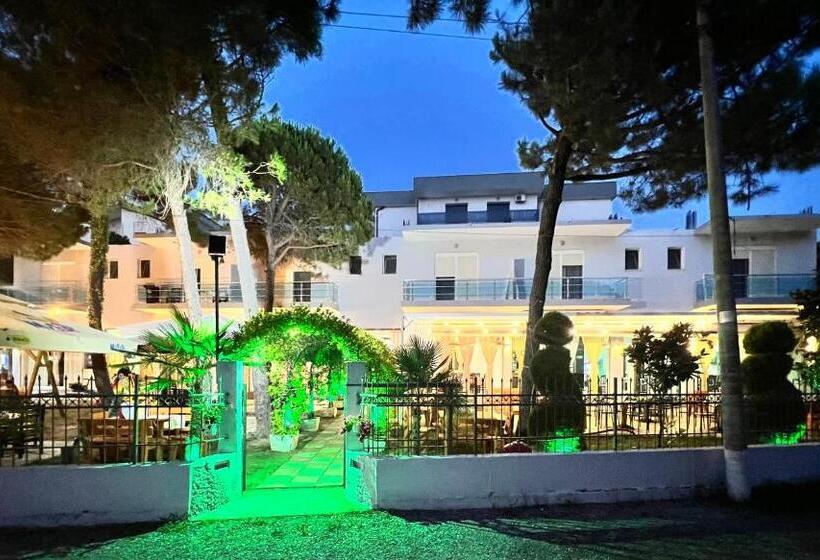 Bar Restorant Hotel “ Mani “