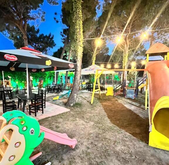 Bar Restorant Hotel “ Mani “