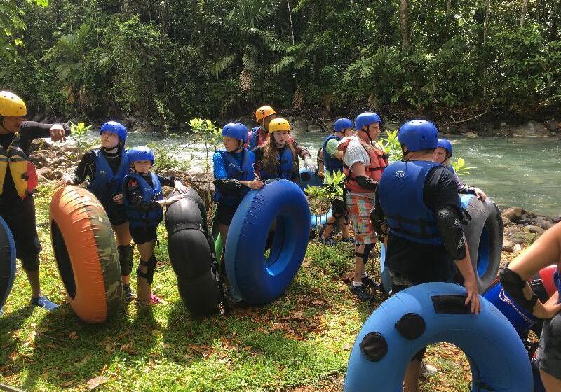 فندق Blue River Resort & Hot Springs