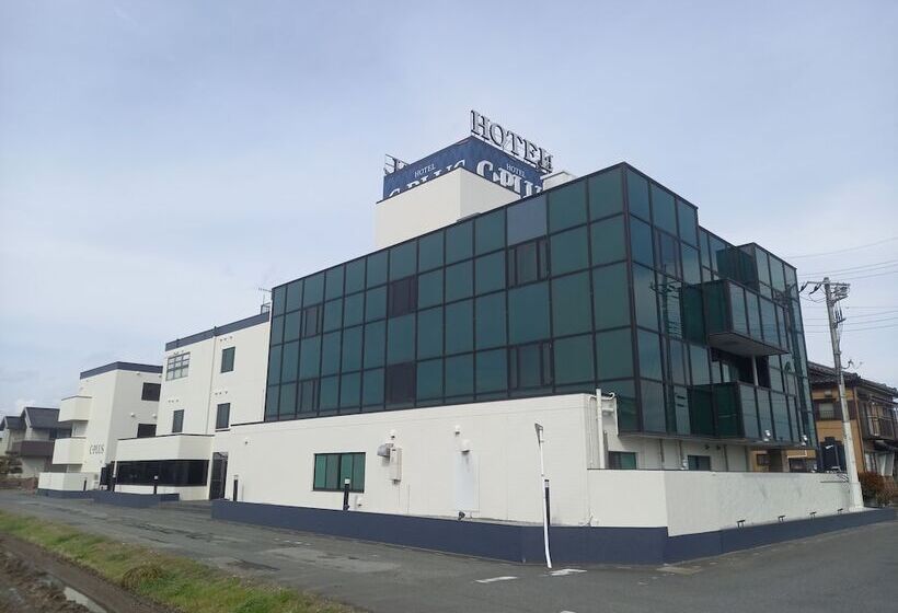 בית מלון כפרי C Plus   Adult Only