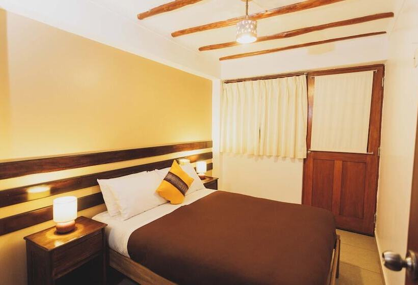 هتل Kutimuy Lodge