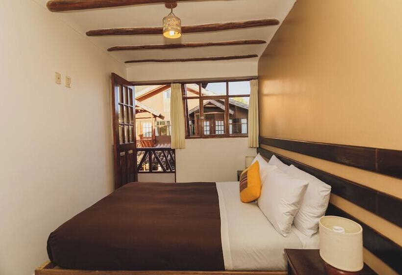 هتل Kutimuy Lodge