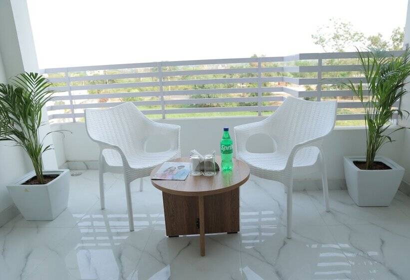 فندق The City Crown Bilaspur