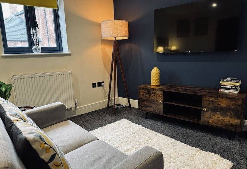 Отель The Red Lion