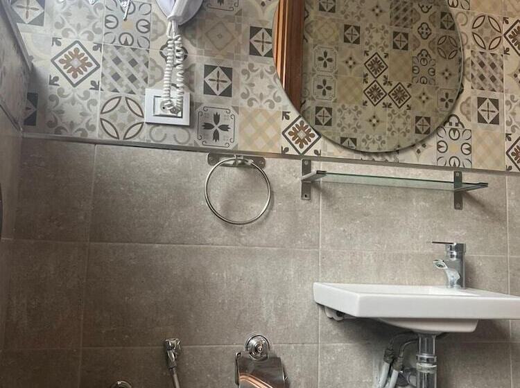 هتل Transatlantique Tunis