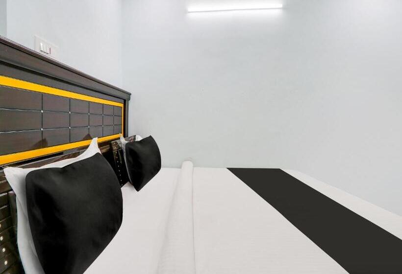 Oyo Hotel Eashan Inn