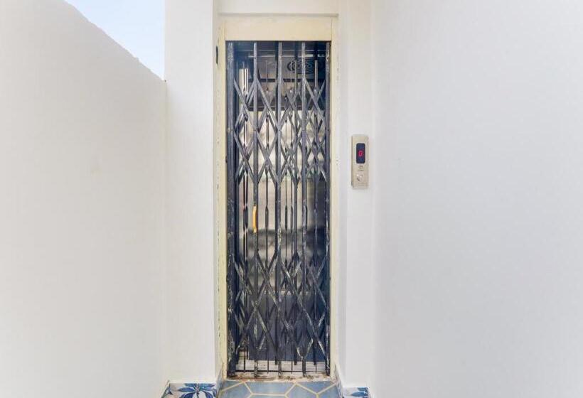 Oyo Hotel Eashan Inn