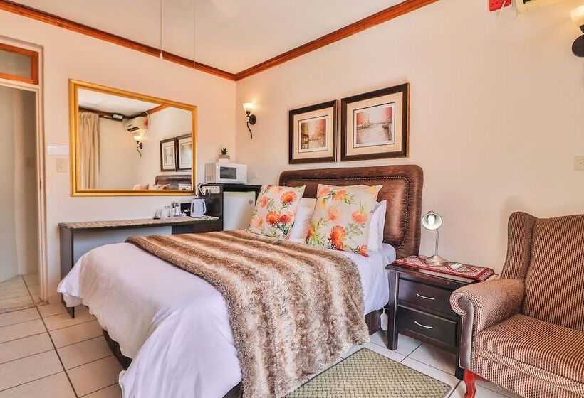 פנסיון Cascade Villa Guesthouse