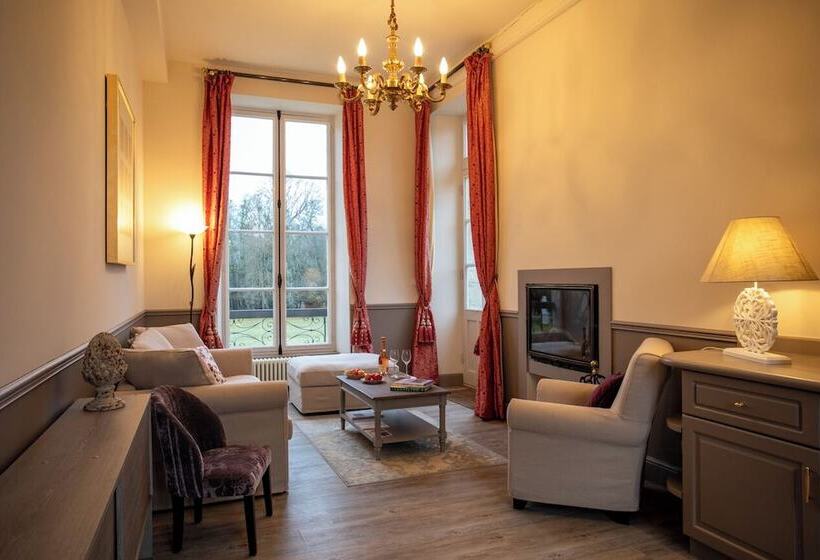 膳宿费 Chateau De Quincey