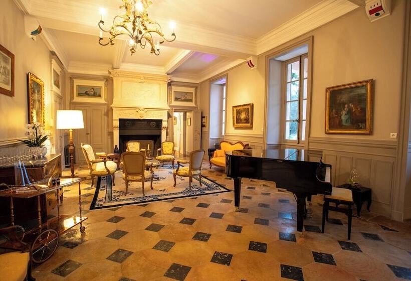 膳宿费 Chateau De Quincey