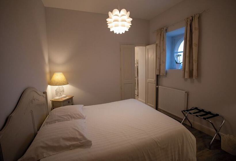 膳宿费 Chateau De Quincey