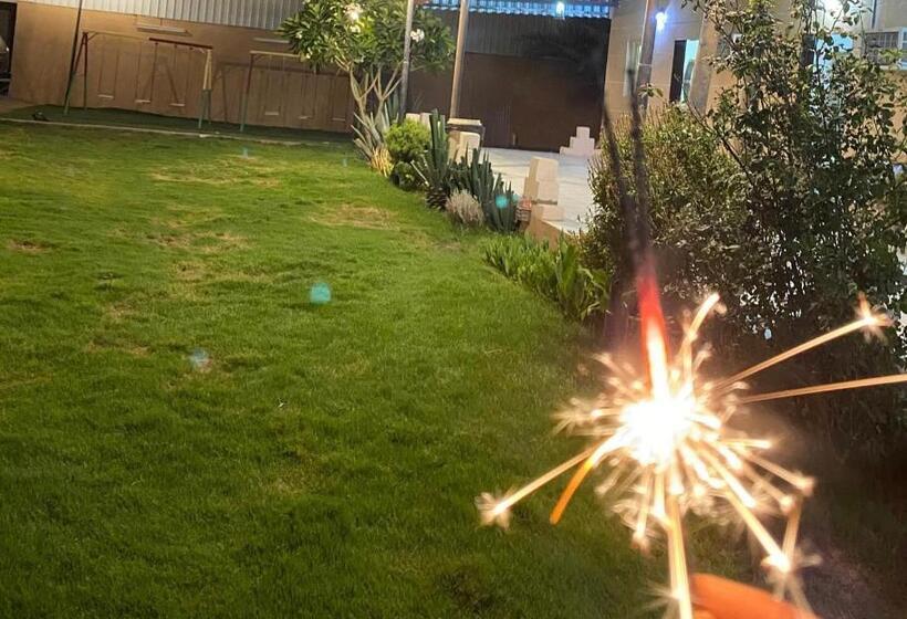 ユースホステル شاليه غزال Ghazal Chalet