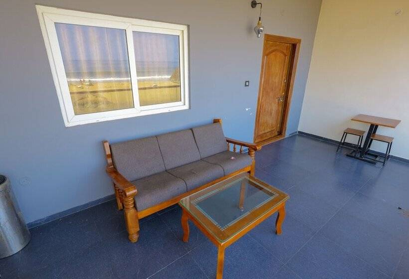 Общежитие Izi Ocean Stay