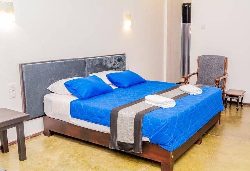 旅馆 Shico Transit