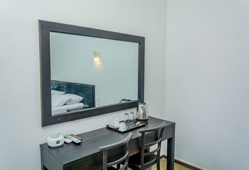 旅馆 Shico Transit