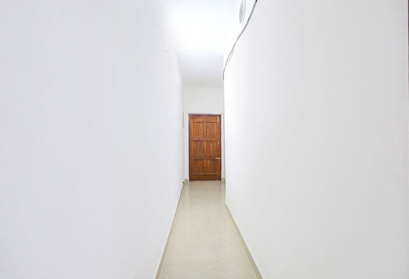 בית מלון כפרי Fabexpress Kovalam Residency