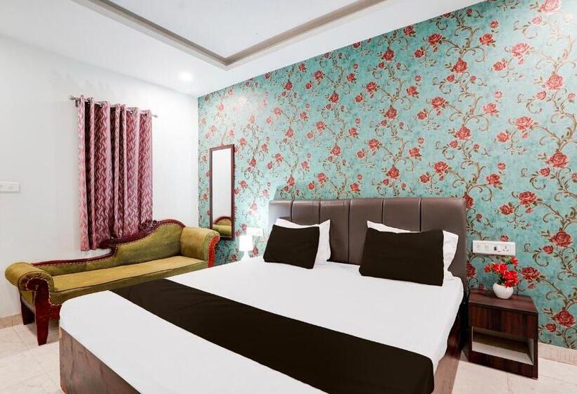 酒店 Oyo Flagship Alankrita Resort